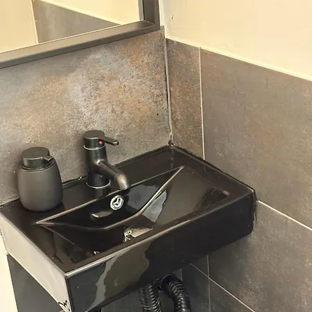 Apartament Industrial Zone-studio 3 Lublana