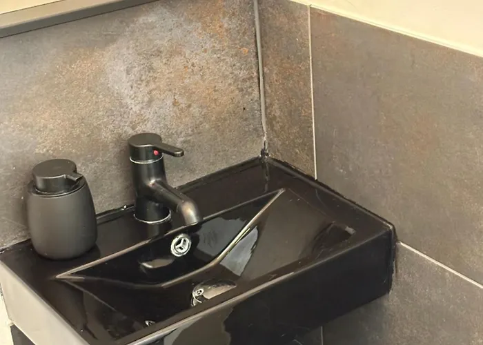 公寓 Industrial Zone-studio 3 卢布尔雅那